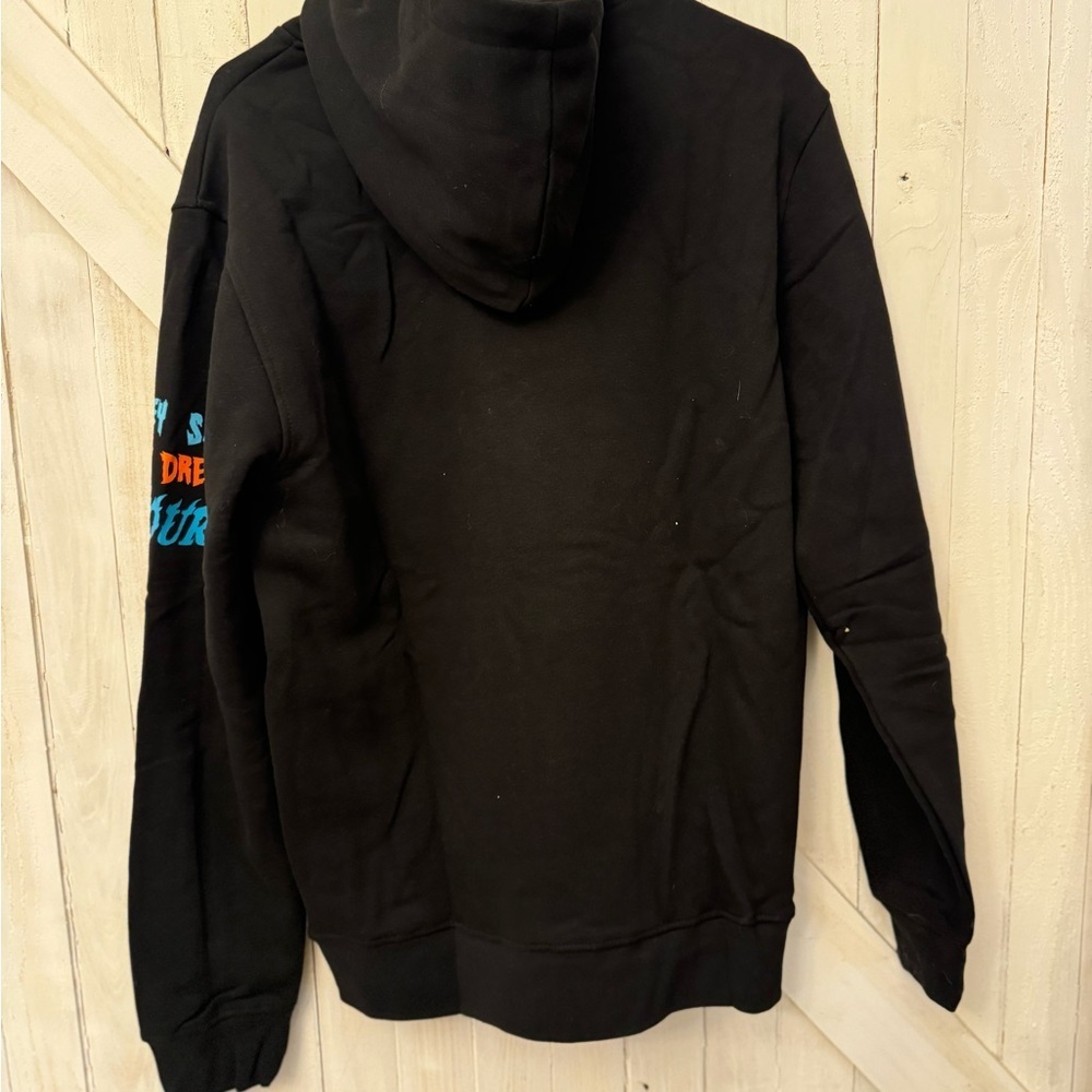 NWT 🔥🔥Dreamland Pullover Hoodie - Size Lrg - raised embroidered- Really Nice! - Picture 6 of 6